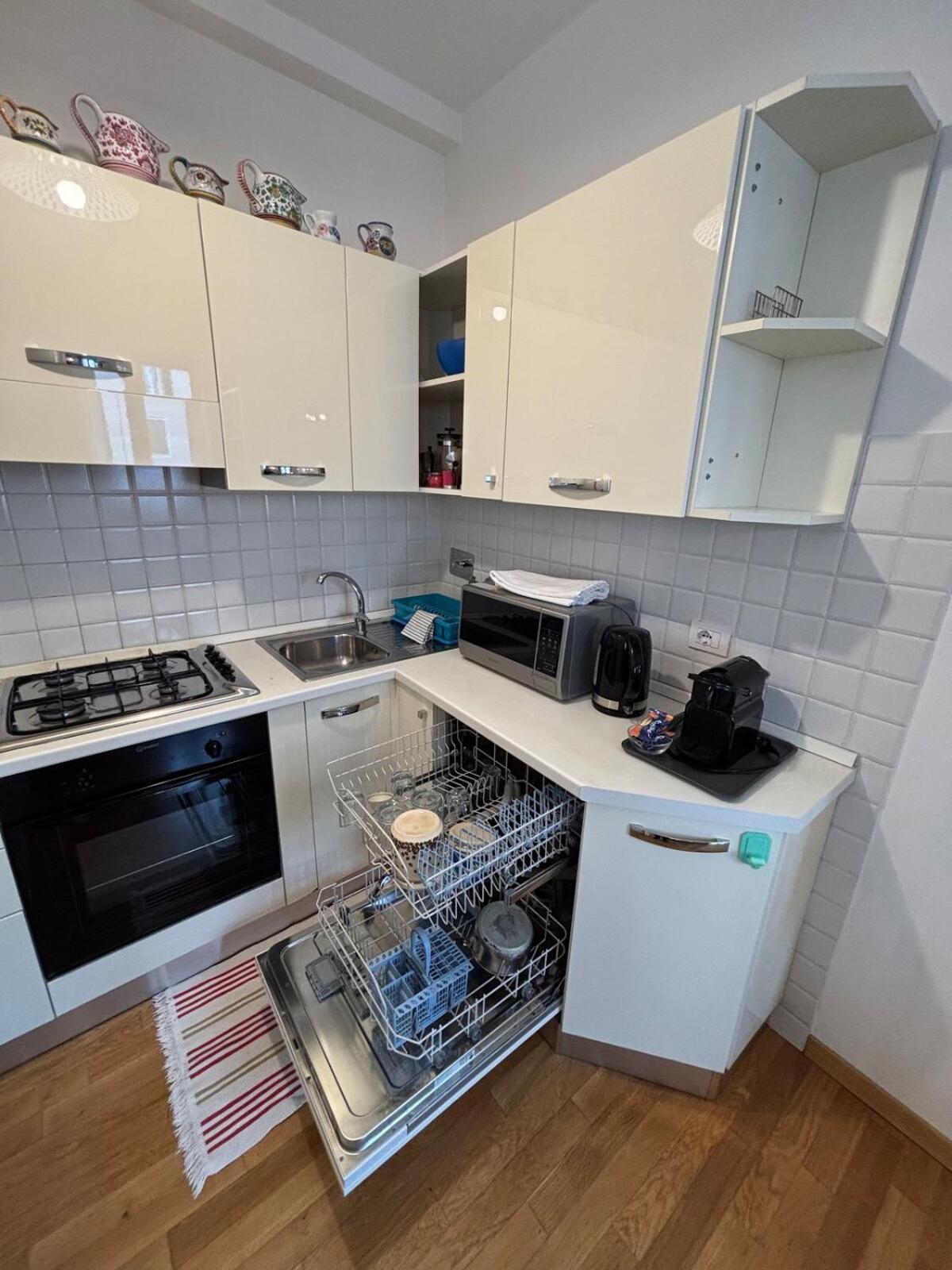 Beautiful New Apartment, Near Torre Di Pisa Bagian luar foto