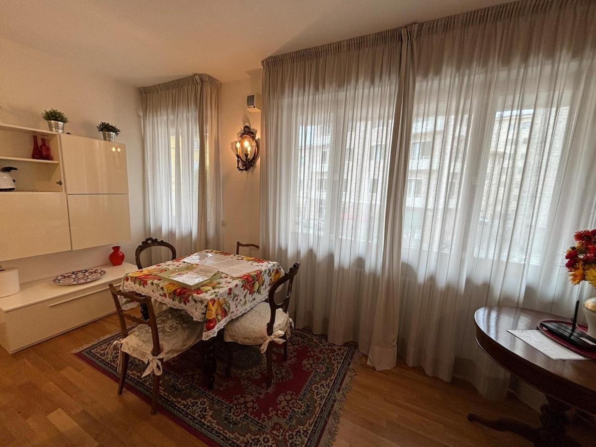Beautiful New Apartment, Near Torre Di Pisa Bagian luar foto